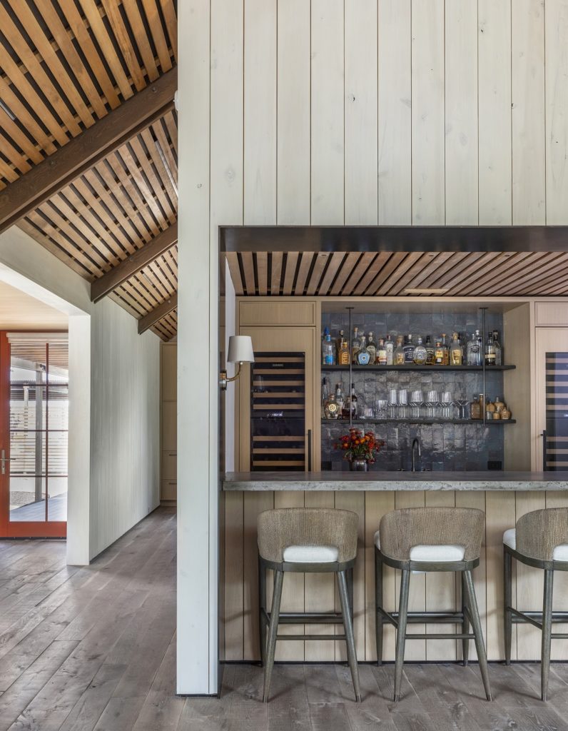 Round Top Home Bar Design - Marie Flanigan Interiors