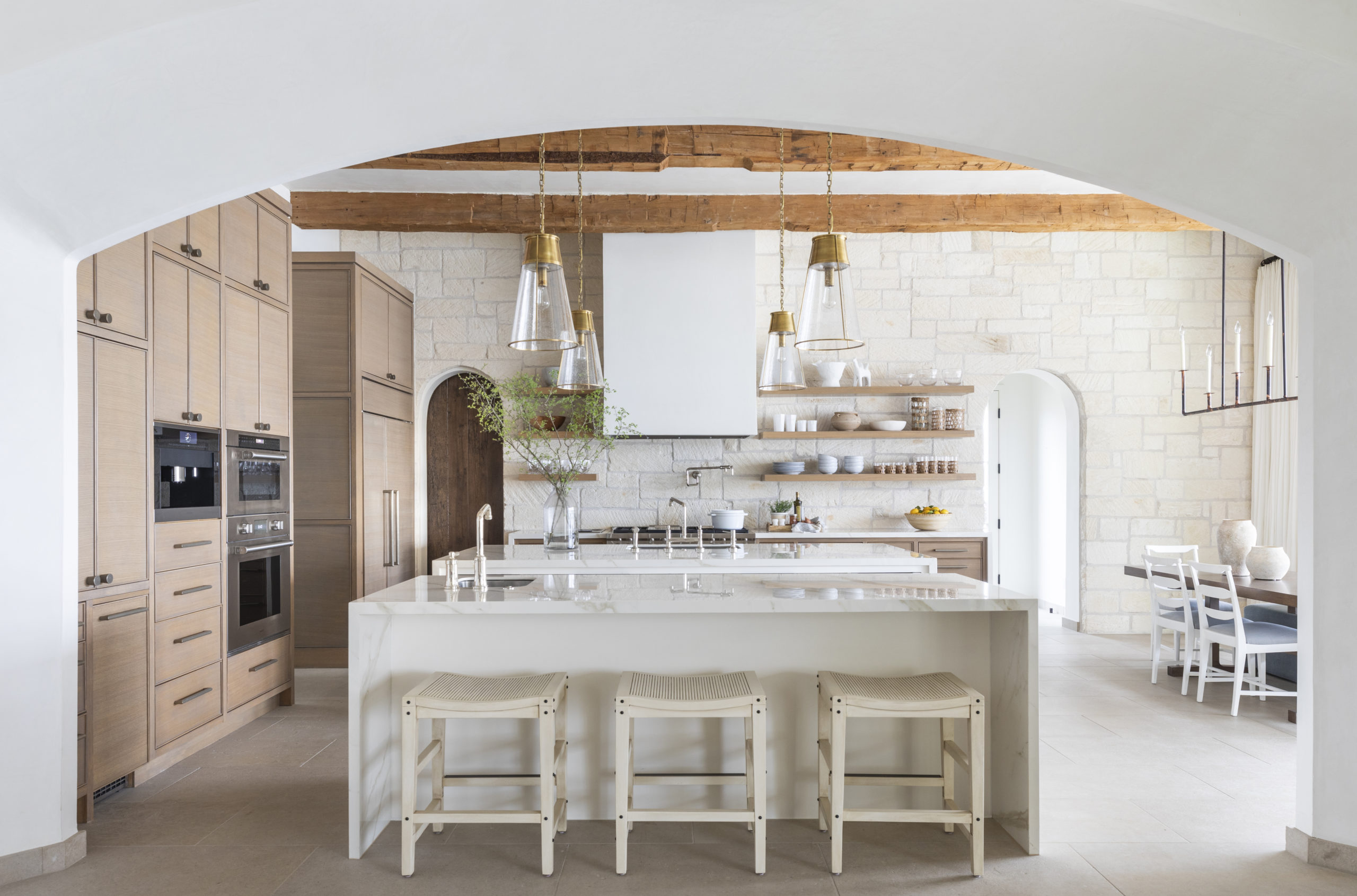 Clean Home - Marie Flanigan Interiors - Kitchen